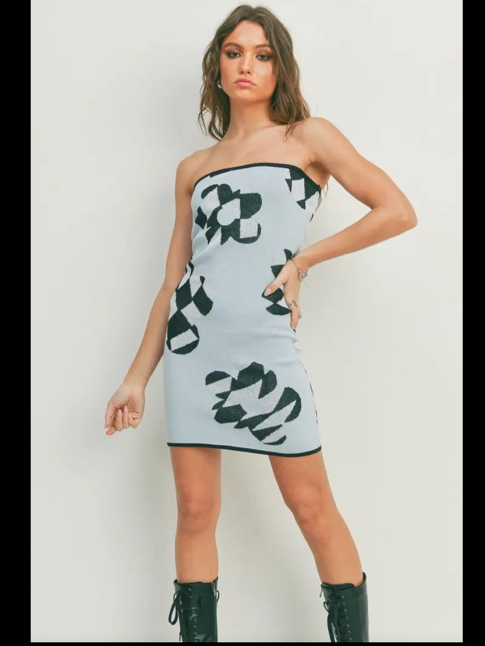 Pretty Damage Y2K Strapless Pale Blue Knit Mini Dress with Black Floral Print 💙💙